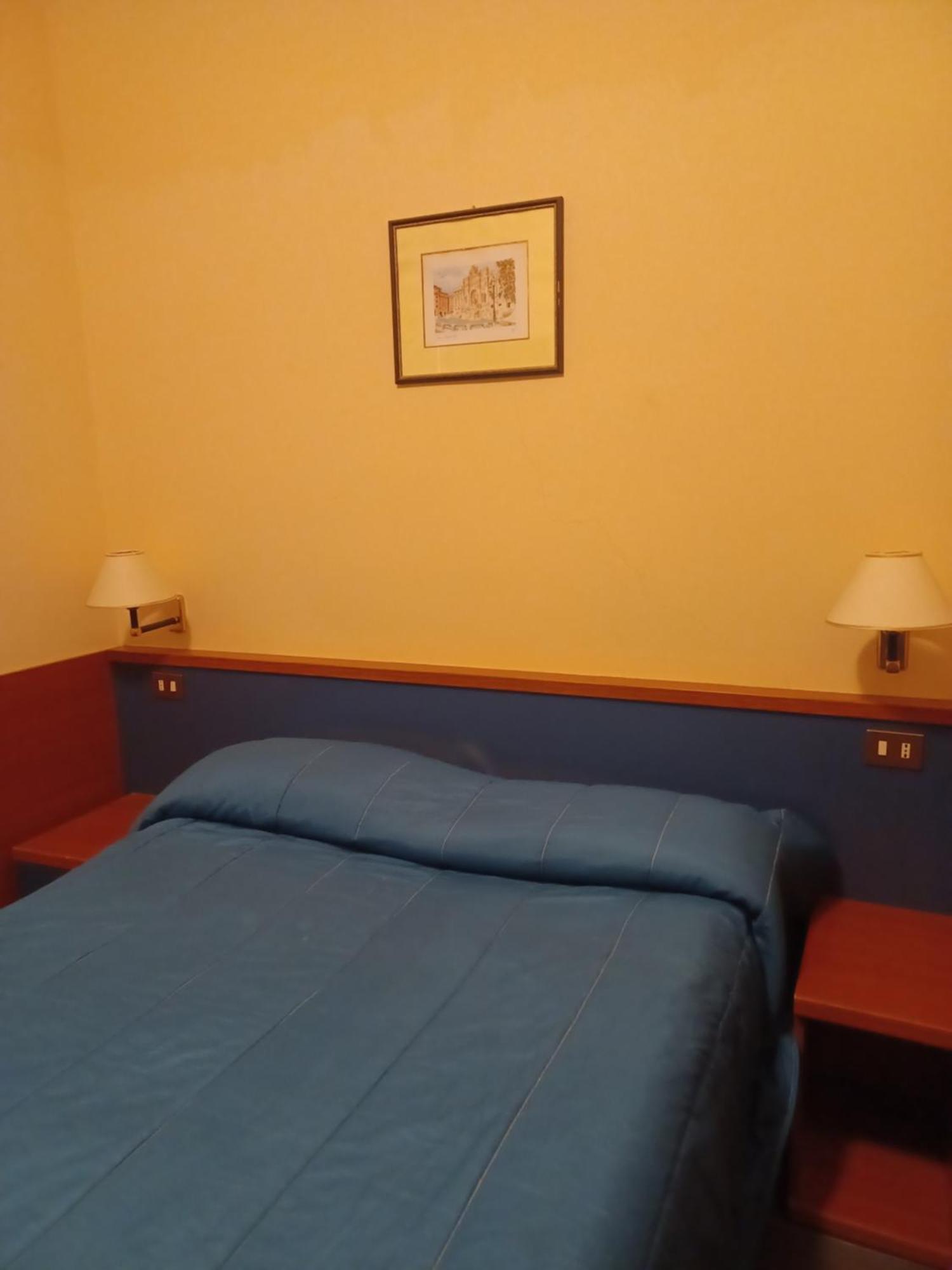 Pitagora Rooms — Foto 1